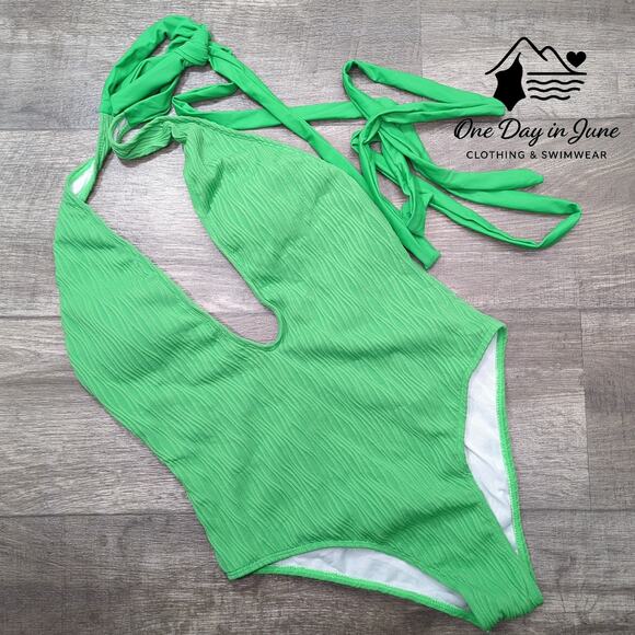 Zaful Textured Deep V Wrap Tie One Piece Swimsuit Size M - Picture 2 of 4